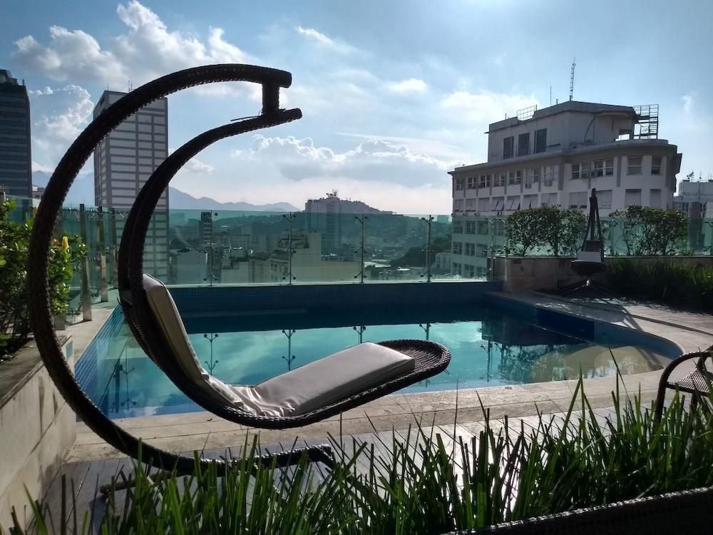 Hotel Atlantico Tower Рио де Жанейро Екстериор снимка "The view from the rooftop pool of the hotel is amazing."