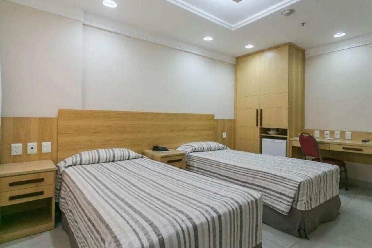 Hotel Atlantico Tower Рио де Жанейро Екстериор снимка Room in a hostel